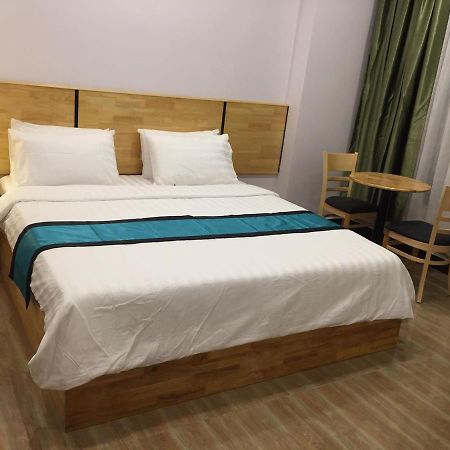Seven Color Hotel Сиханоуквил Екстериор снимка